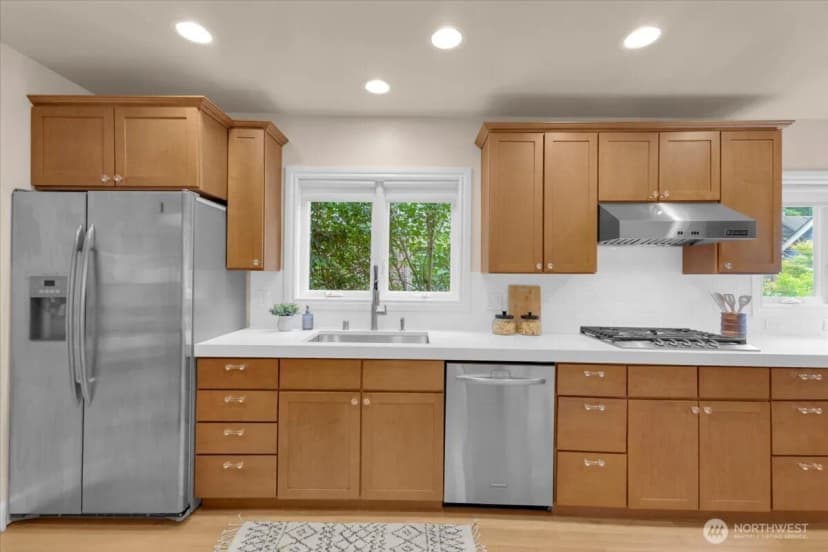Property photo for 1955 21st Avenue E, Seattle photo 12
