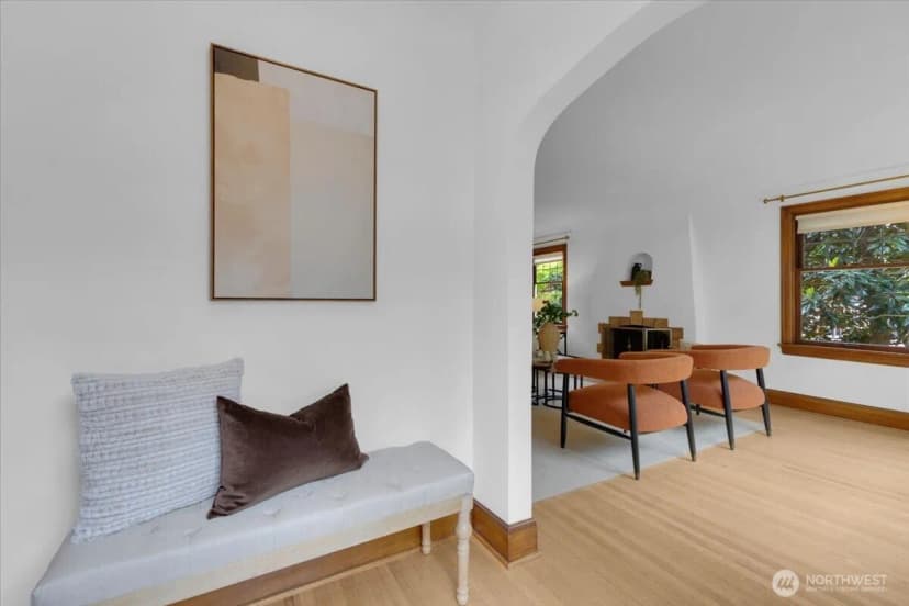 Property photo for 1955 21st Avenue E, Seattle photo 3