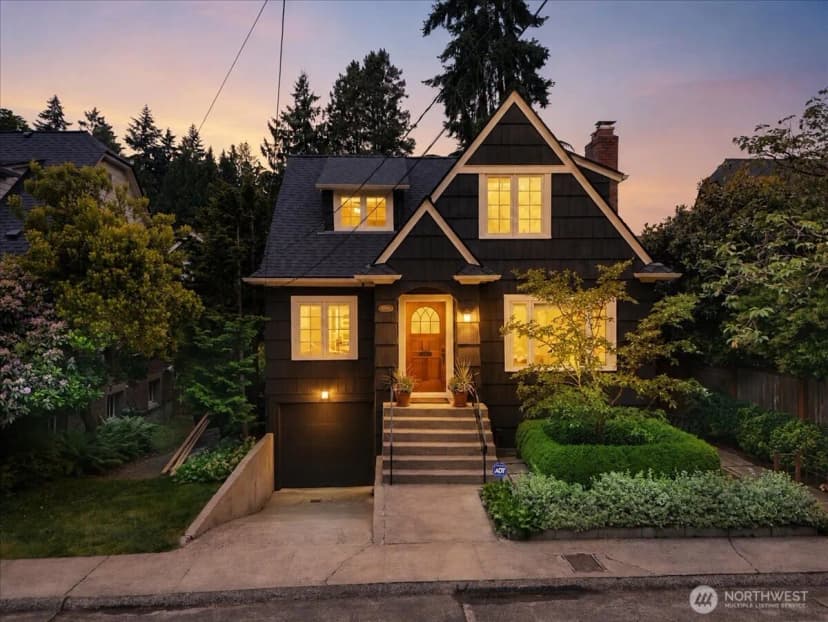 Property photo for 1955 21st Avenue E, Seattle photo 40