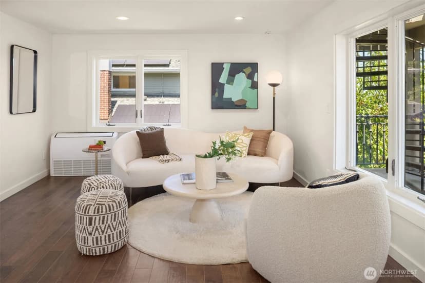 Property photo for 1810 Madrona Drive, Seattle photo 3