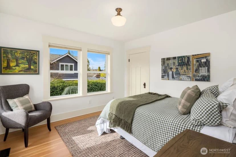 Property photo for 5113 47th Avenue Ne, Seattle photo 24