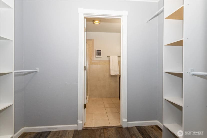 Property photo for 12517 Ne 23rd Place #a2, Bellevue photo 21