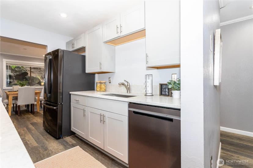 Property photo for 12517 Ne 23rd Place #a2, Bellevue photo 15