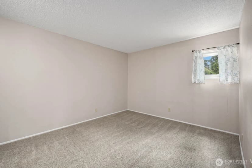 Property photo for 1425 S Puget Drive #117, Renton photo 19