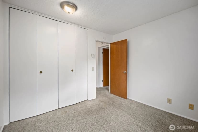 Property photo for 1425 S Puget Drive #117, Renton photo 14