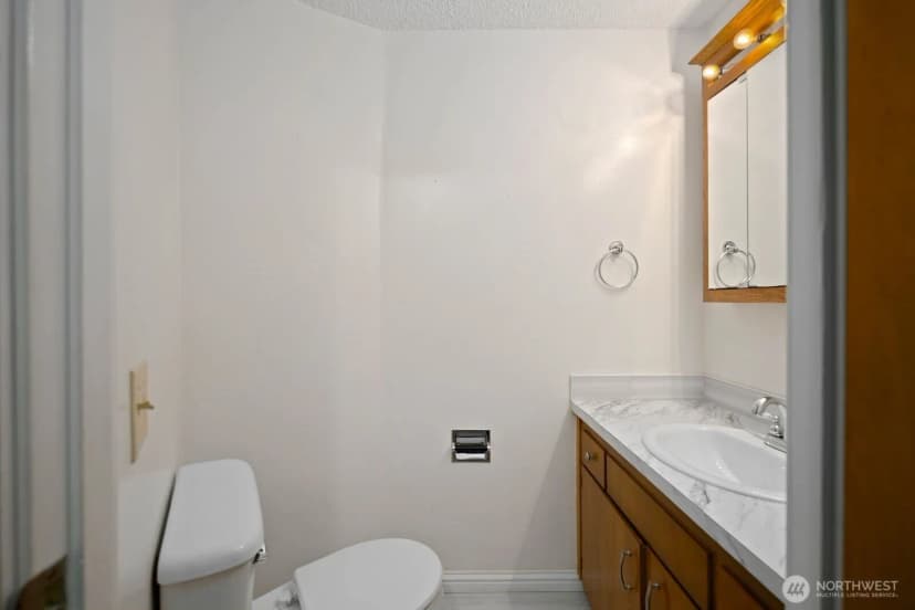 Property photo for 1425 S Puget Drive #117, Renton photo 22