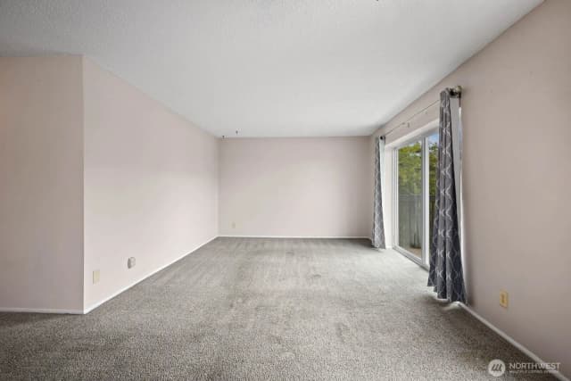 Property photo for 1425 S Puget Drive #117, Renton photo 4