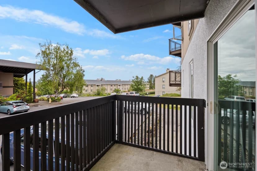 Property photo for 1425 S Puget Drive #117, Renton photo 25