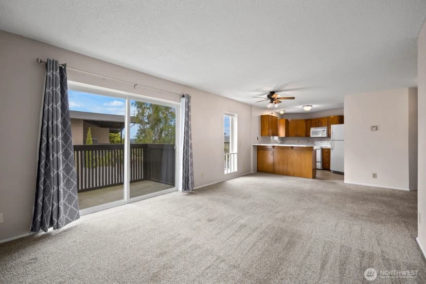 Property photo for 1425 S Puget Drive #117, Renton photo 6