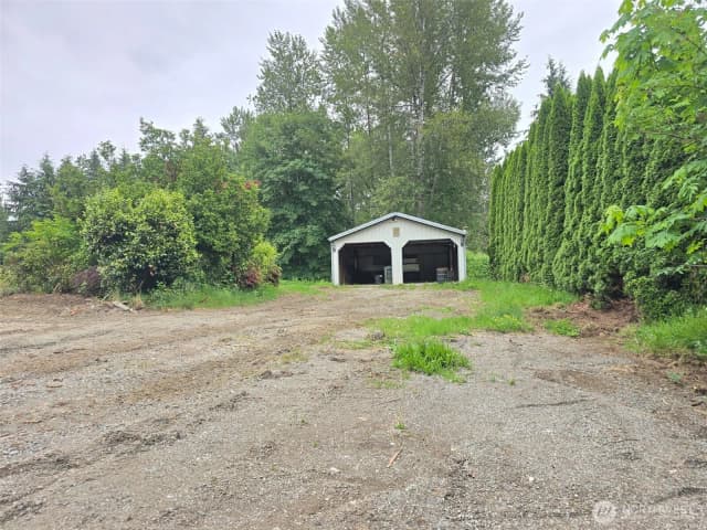 Property photo for 13209 Woods Lake Road, Monroe photo 4