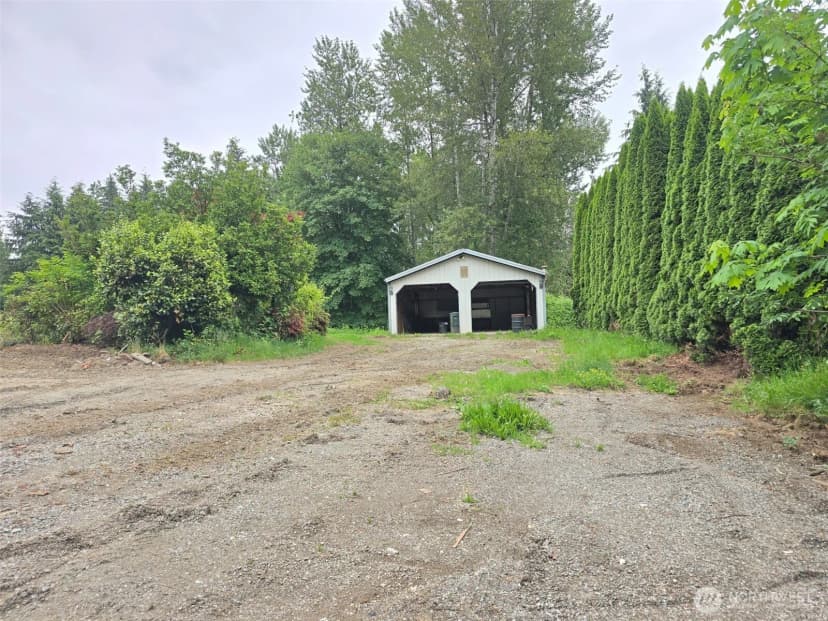 Property photo for 13209 Woods Lake Road, Monroe photo 4