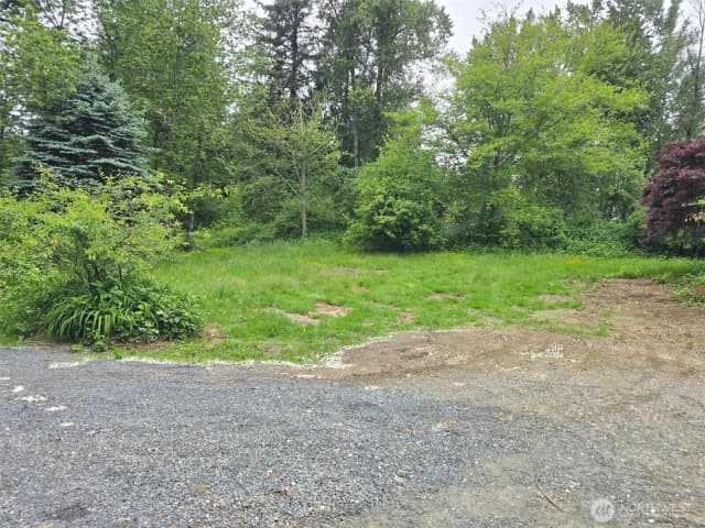 Property photo for 13209 Woods Lake Road, Monroe photo 2