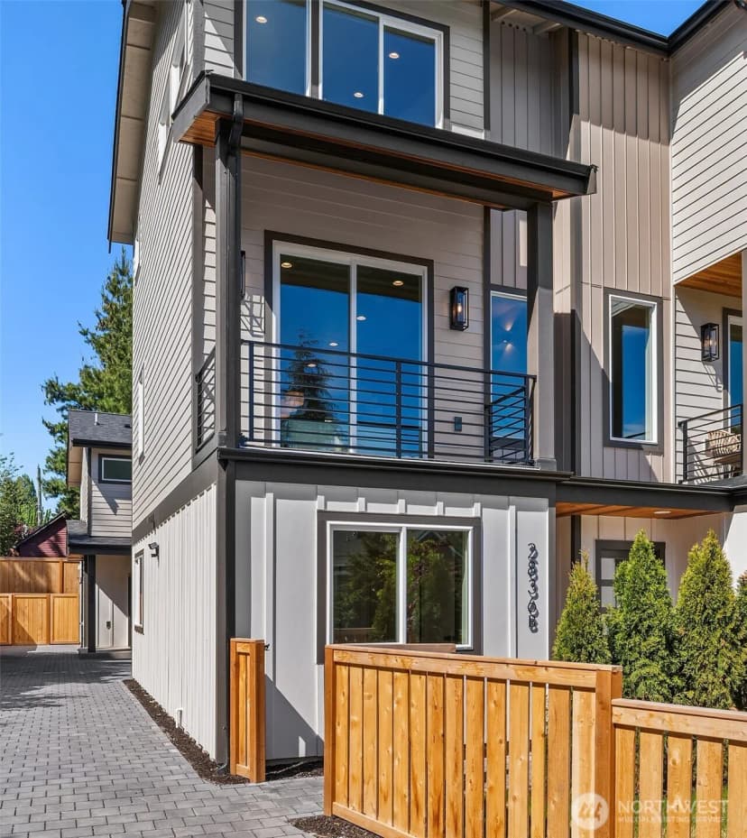 Property photo for 2836 Unit B Nw 73rd Street, Seattle