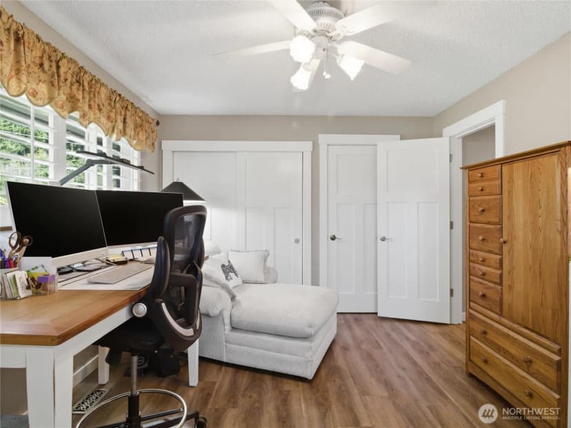 Property photo for 14516 224th Street E, Graham photo 23