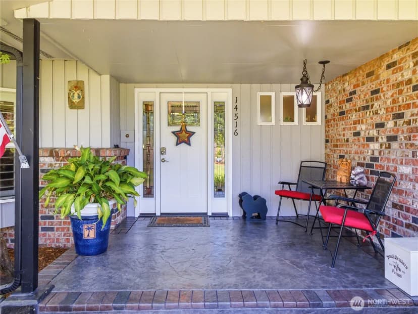 Property photo for 14516 224th Street E, Graham photo 3
