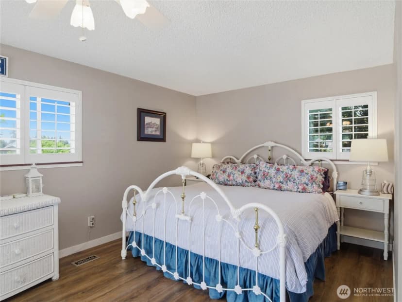 Property photo for 14516 224th Street E, Graham photo 17