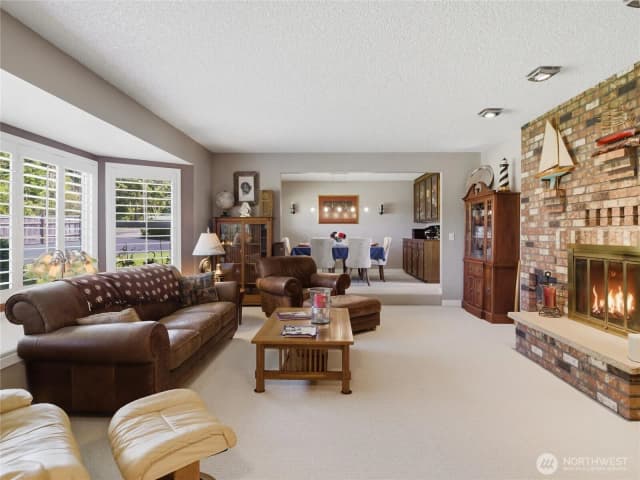 Property photo for 14516 224th Street E, Graham photo 5