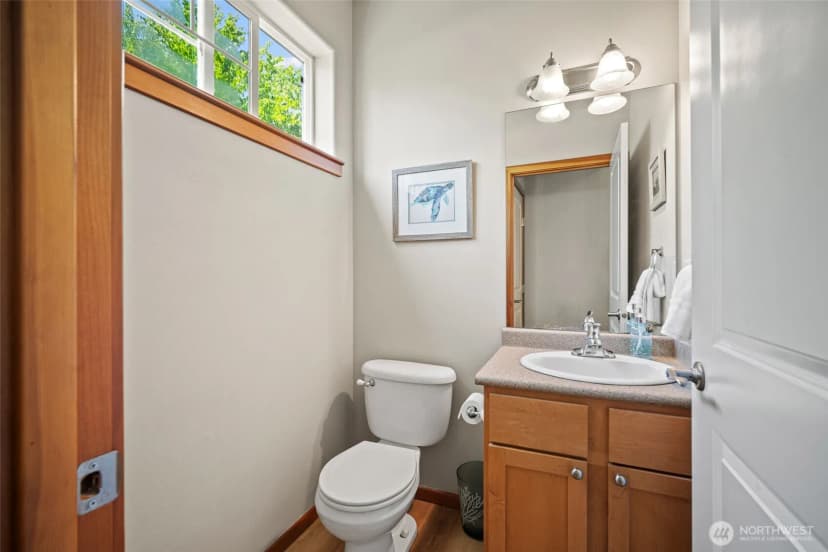 Property photo for 6212 Malloy Avenue, Ferndale photo 29