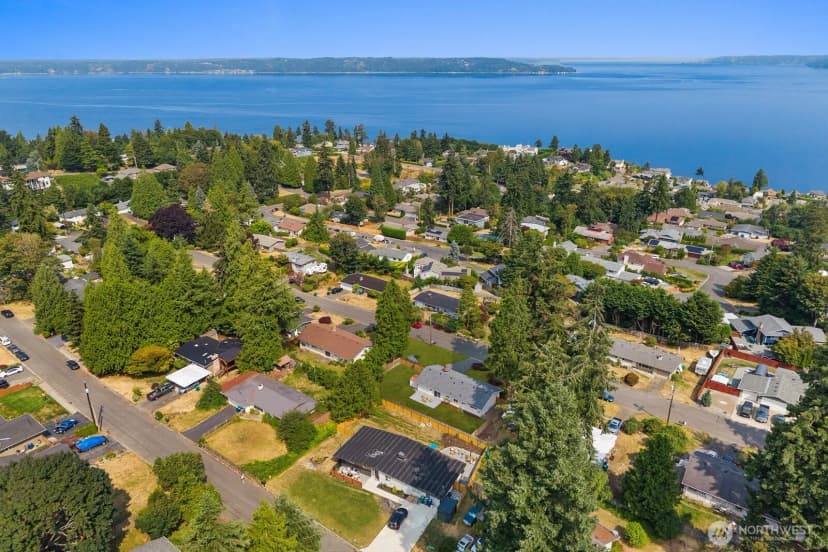 Property photo for 617 Sw 299th Street, Federal Way photo 28