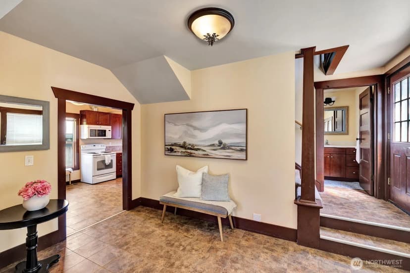Property photo for 250 Se Andrews Street, Issaquah photo 3
