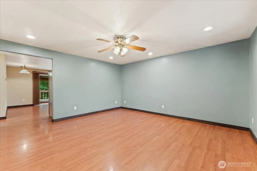 Property photo for 1306 Se 3rd Avenue, Battle Ground photo 8