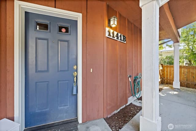 Property photo for 1141 N 93rd Street #b, Seattle photo 2