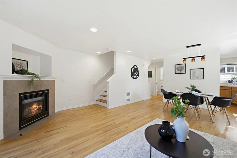 Property photo for 1141 N 93rd Street #b, Seattle photo 8