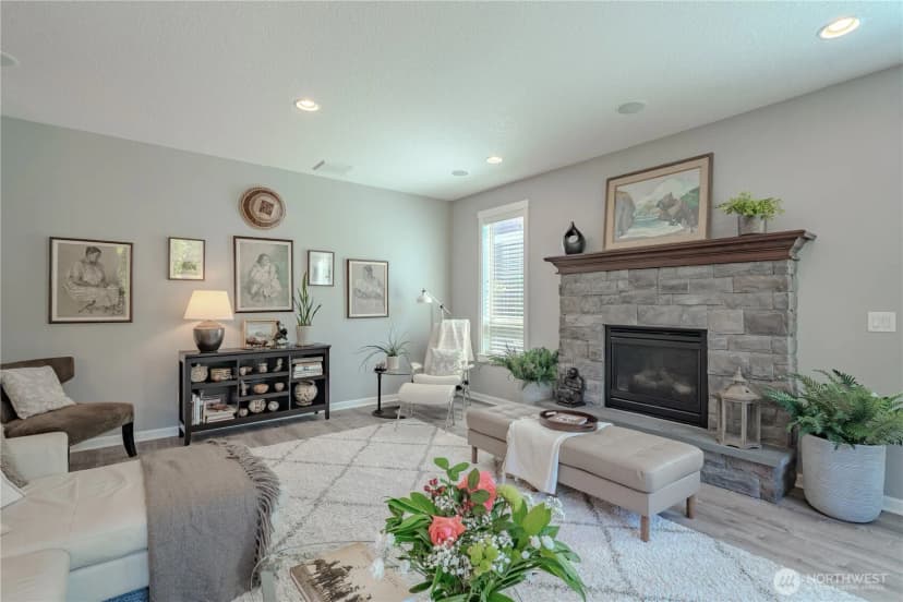 Property photo for 409 N 43rd Court, Ridgefield photo 6