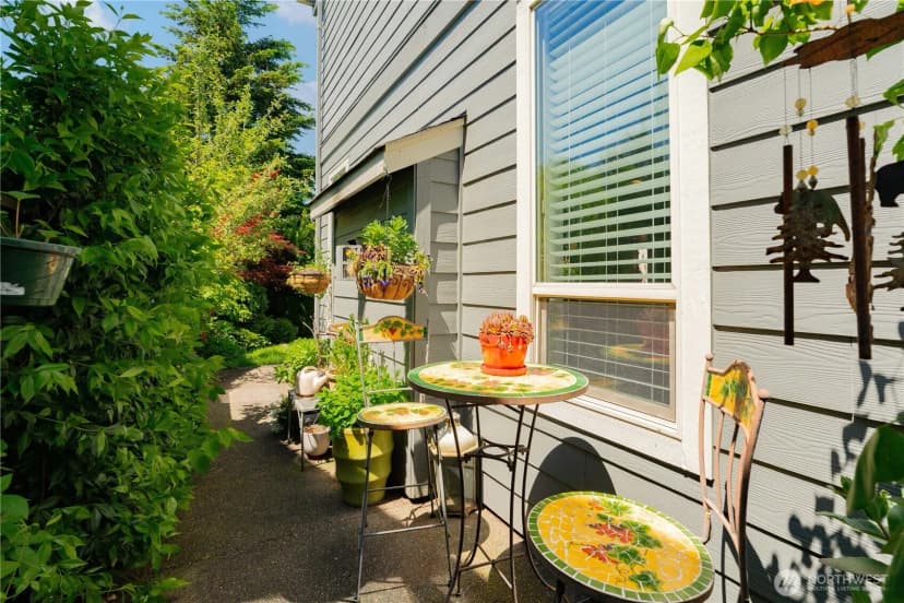 Property photo for 409 N 43rd Court, Ridgefield photo 38