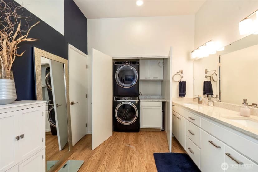 Property photo for 219 Tracy Avenue N #202, Port Orchard photo 27