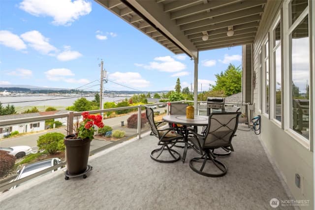 Property photo for 219 Tracy Avenue N #202, Port Orchard photo 2