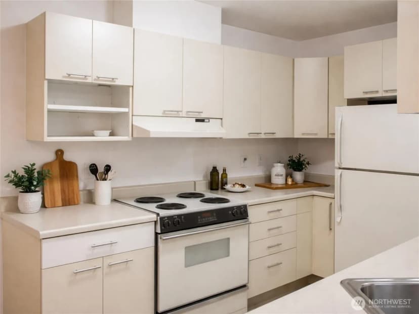 Property photo for 1684 152nd Avenue Ne #w211, Bellevue photo 15