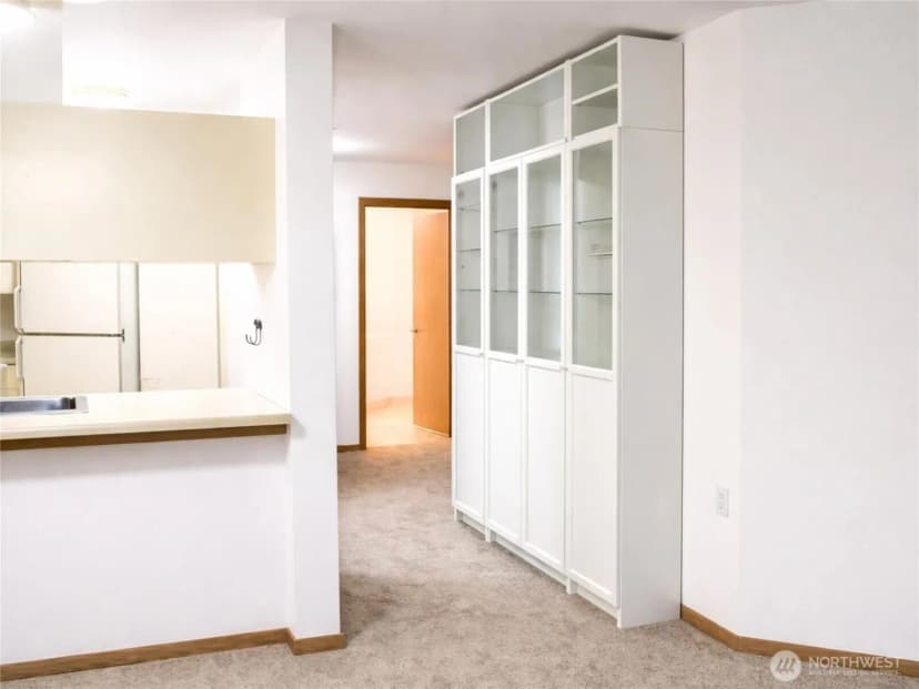Property photo for 1684 152nd Avenue Ne #w211, Bellevue photo 29