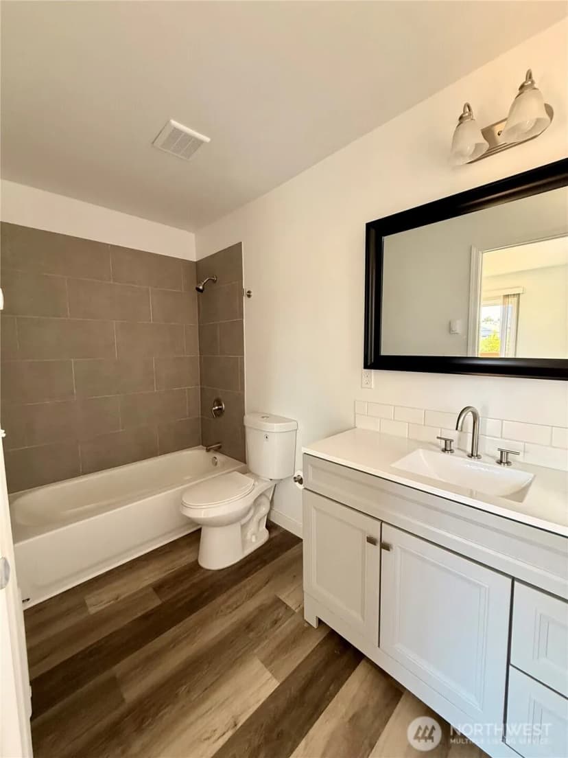 Property photo for 117 N Wynoochee Drive Sw, Ocean Shores photo 9