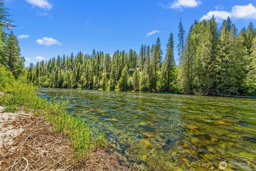 Property photo for 12473 W Shugart Flats Road, Leavenworth photo 2