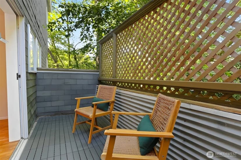 Property photo for 3406 W Government Way #7, Seattle photo 15