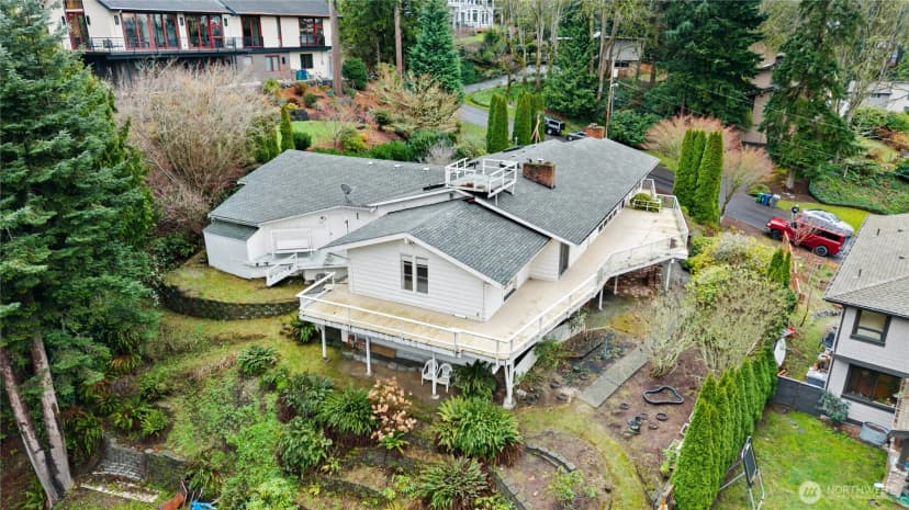 Property photo for 6420 Ne 129th Place, Kirkland photo 30