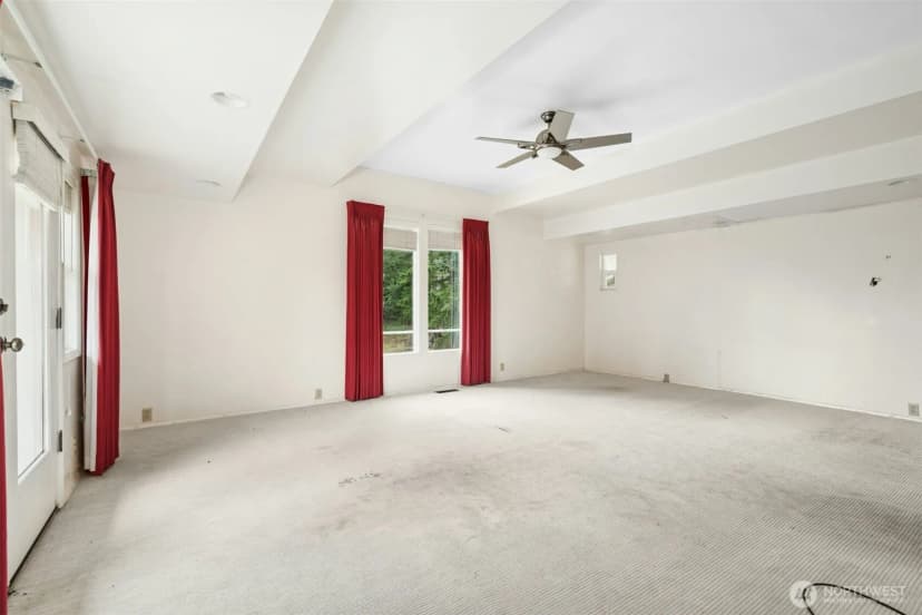 Property photo for 6420 Ne 129th Place, Kirkland photo 17