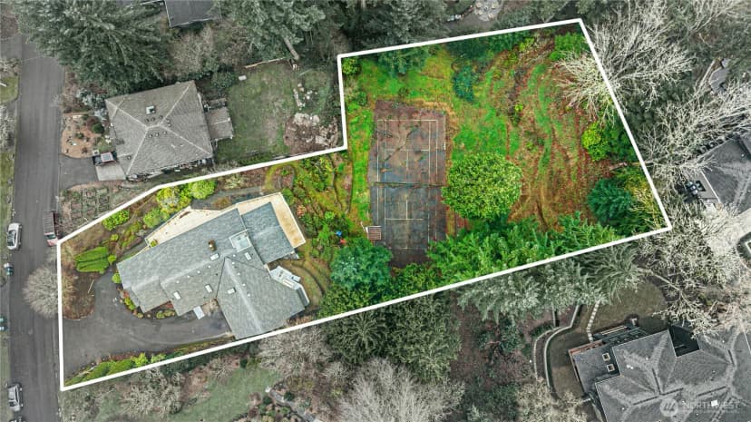 Property photo for 6420 Ne 129th Place, Kirkland
