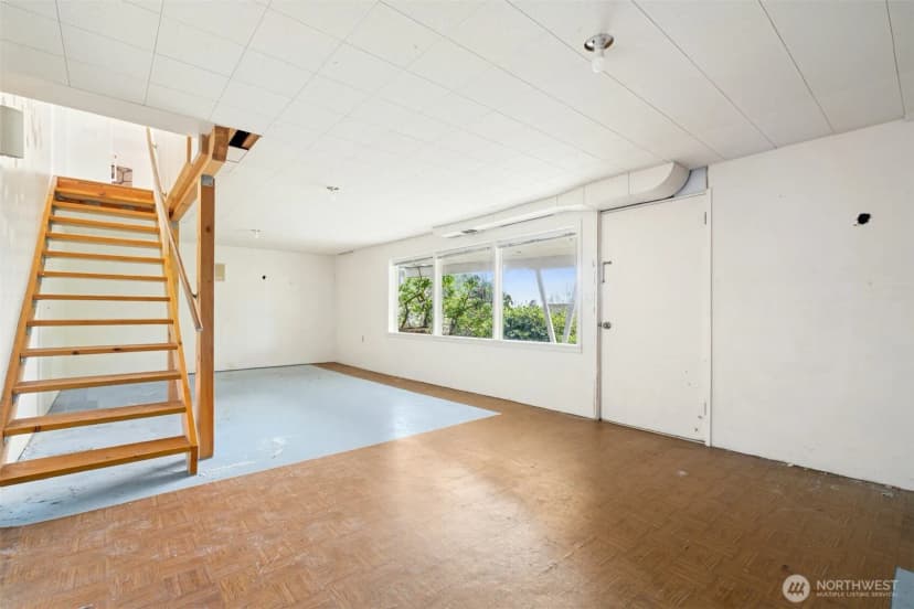 Property photo for 6420 Ne 129th Place, Kirkland photo 22