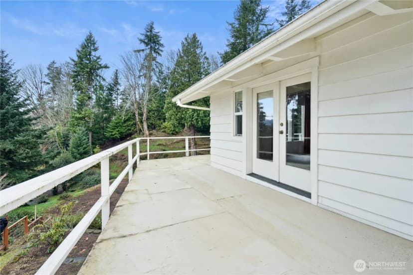 Property photo for 6420 Ne 129th Place, Kirkland photo 6
