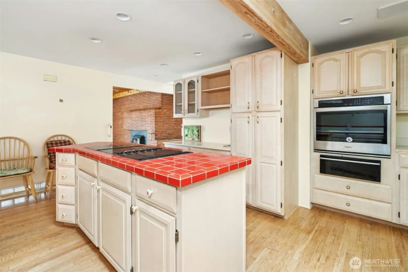 Property photo for 6420 Ne 129th Place, Kirkland photo 13