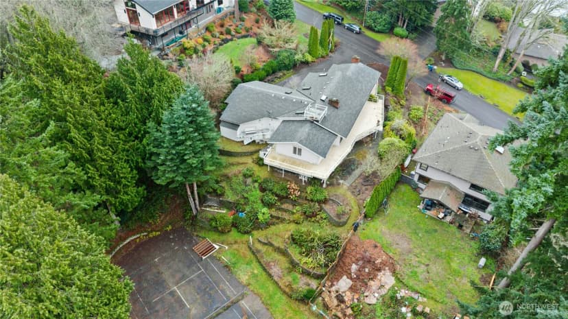 Property photo for 6420 Ne 129th Place, Kirkland photo 36