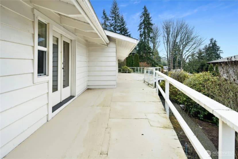 Property photo for 6420 Ne 129th Place, Kirkland photo 7