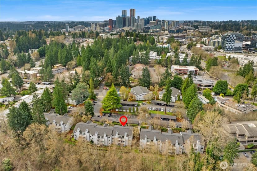 Property photo for 12740 Ne 10th Place #e302, Bellevue photo 24