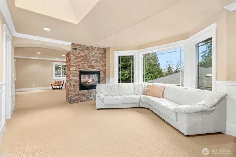 Property photo for 18634 92nd Avenue Ne, Bothell photo 27