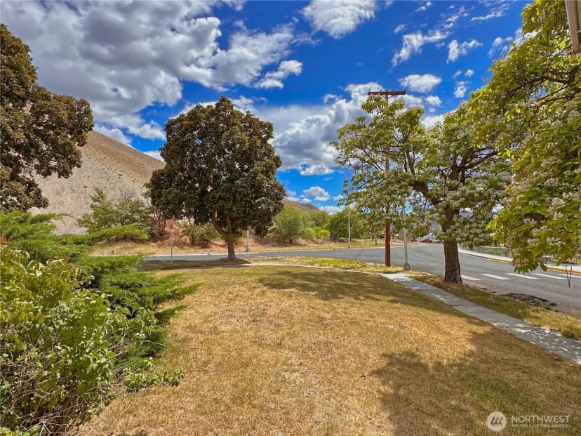 Property photo for 1000 Central Drive, Coulee Dam photo 26