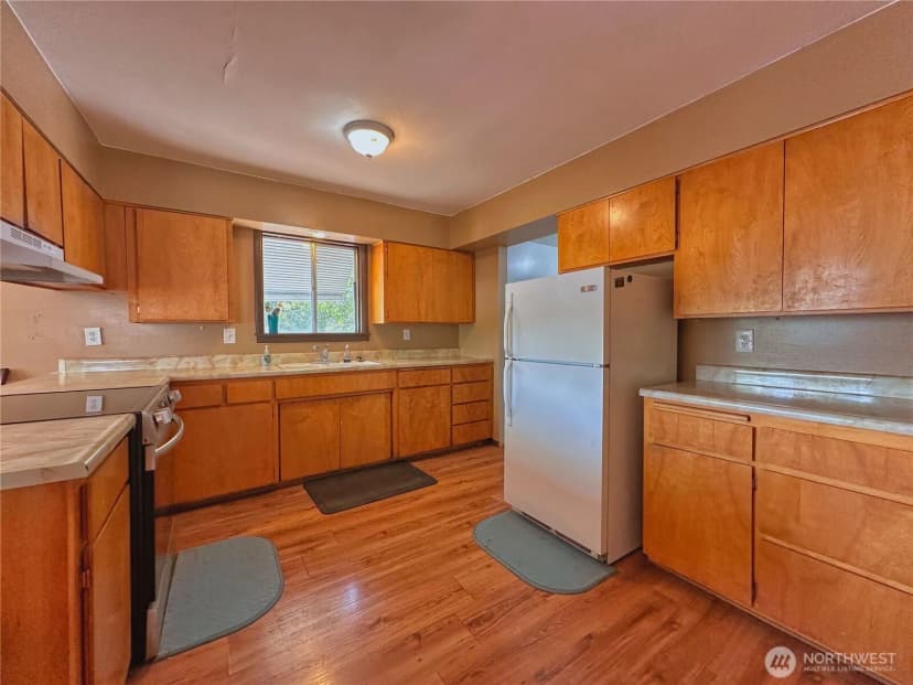 Property photo for 1000 Central Drive, Coulee Dam photo 11