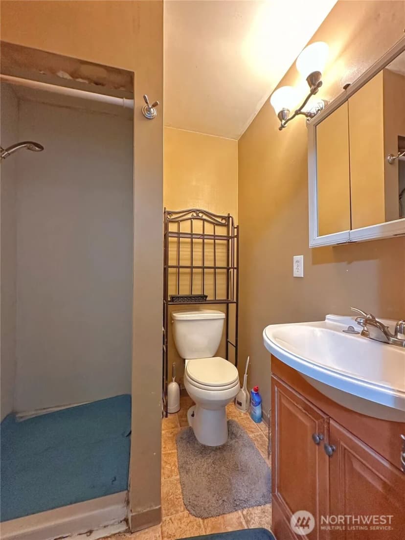Property photo for 1000 Central Drive, Coulee Dam photo 18