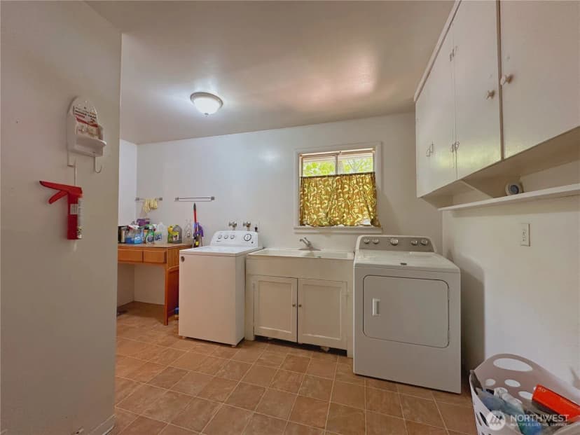 Property photo for 1000 Central Drive, Coulee Dam photo 19